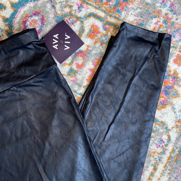 Ava & Viv Faux Leather High Waisted Legging Liquid Shine Black Size 2x NWT - Picture 4 of 8